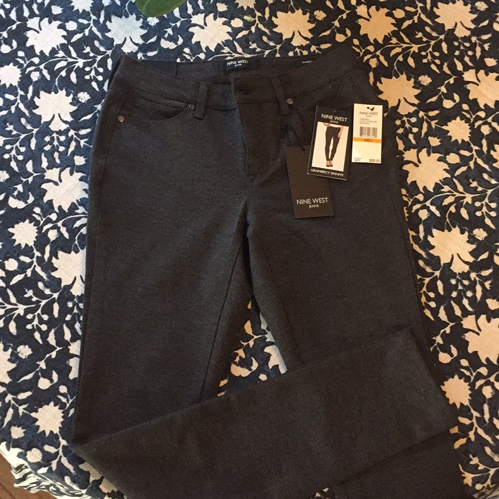 Nine West ✈️Dark grey skinny pants